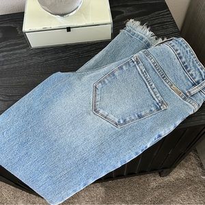 Kancan high waist light wash denim jeans. Straight leg frayed